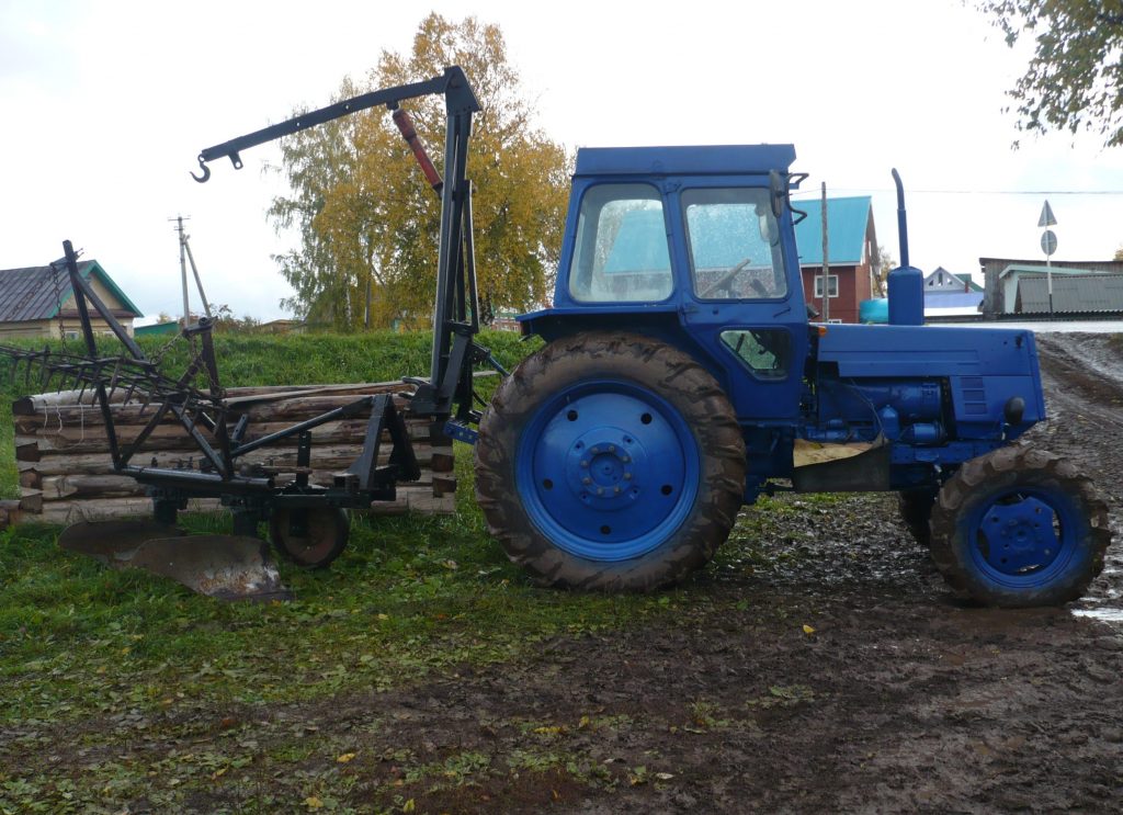 Права на трактор в Краснотурьинске